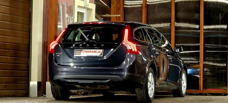 Volvo V60 cena 32999 przebieg: 220000, rok produkcji 2013 z Lubycza Królewska małe 667